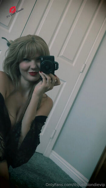 Itsjustblondie page leaked private photo uncensored HD quality