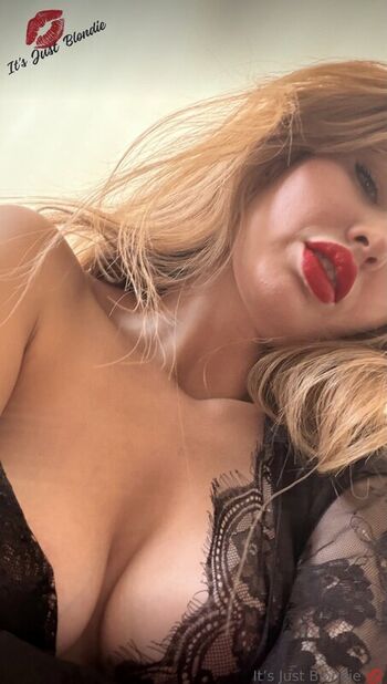 Itsjustblondie page leaked private photo uncensored HD quality