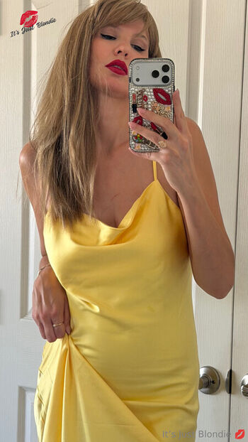 Itsjustblondie leaked private photo uncensored HD quality