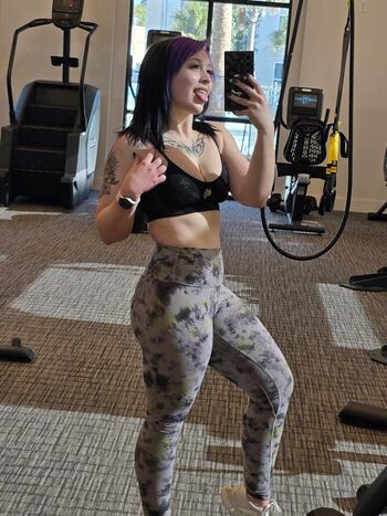 Itsqueenmanda leaked private photo uncensored HD quality