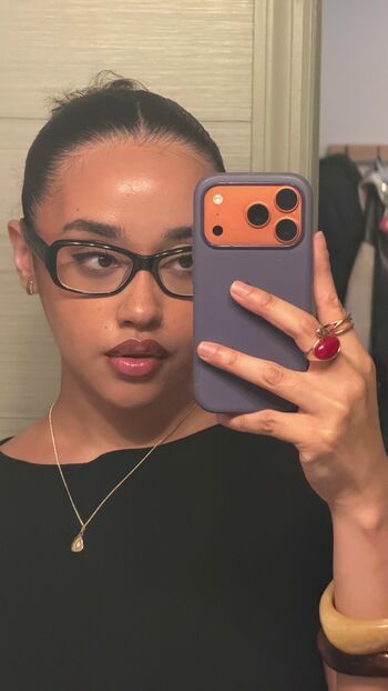 Itsqueennovaa leaked private photo uncensored HD quality