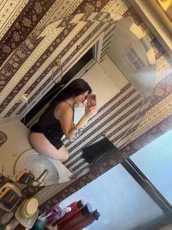 Itzzzachloe leaked private photo uncensored HD quality