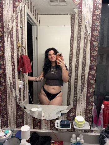 Itzzzachloe leaked private photo uncensored HD quality