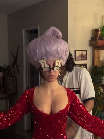 Izzybizzyspider page leaked private photo uncensored HD quality
