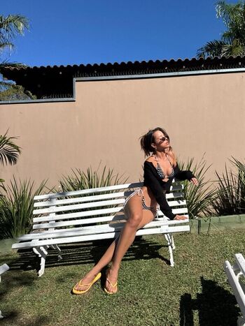 Izzybizzyspider leaked private photo uncensored HD quality
