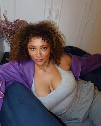 Jade yourbestiee leaked private photo uncensored HD quality