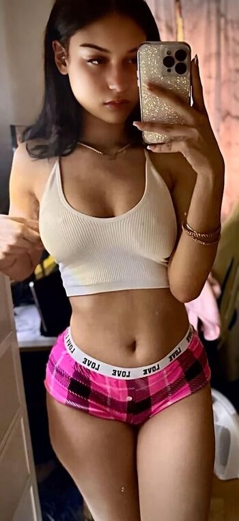 Jadeli rosa  page leaked private photo uncensored HD quality