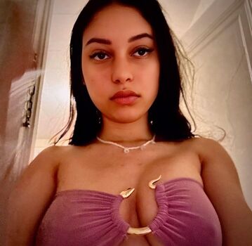 Jadeli rosa  page leaked private photo uncensored HD quality