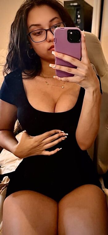 Jadeli rosa  page leaked private photo uncensored HD quality