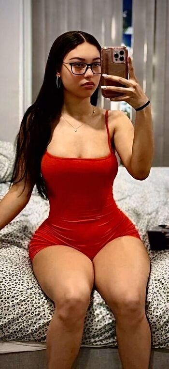 Jadeli rosa  page leaked private photo uncensored HD quality