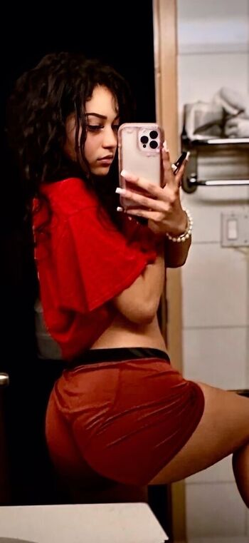 Jadeli rosa  page leaked private photo uncensored HD quality