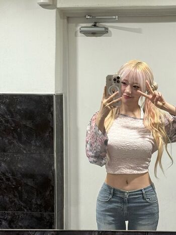 Jeewon page leaked private photo uncensored HD quality
