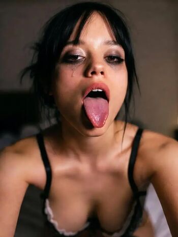 Jenna ortega  page leaked private photo uncensored HD quality