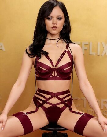 Jenna ortega  page leaked private photo uncensored HD quality