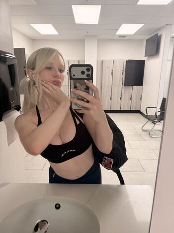 Jennalynnmeowri leaked private photo uncensored HD quality