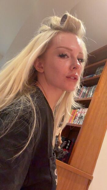 Jennalynnmeowri leaked private photo uncensored HD quality