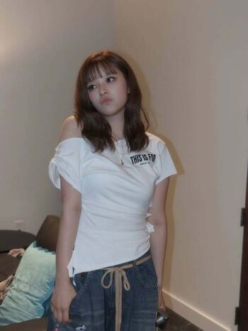 Jeongyeon page leaked private photo uncensored HD quality