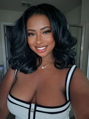 Jharionne leaked private photo uncensored HD quality