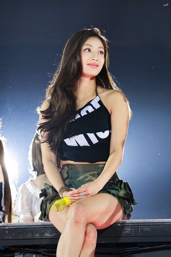 Jihyo leaked private photo uncensored HD quality