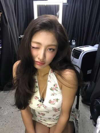 Jihyo leaked private photo uncensored HD quality