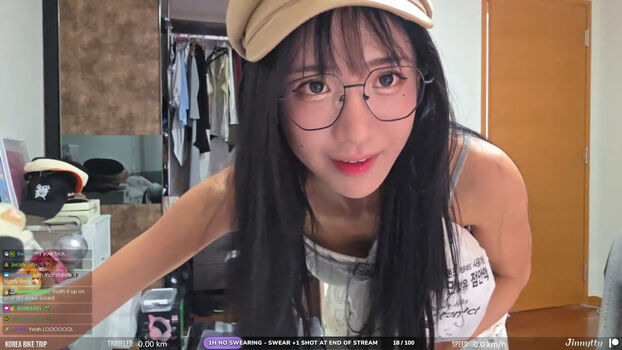 Jinnytty page leaked private photo uncensored HD quality