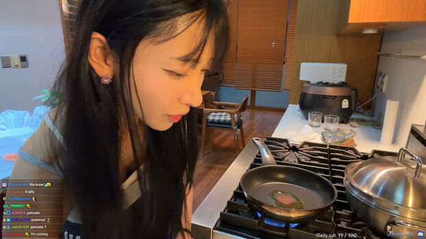 Jinnytty page leaked private photo uncensored HD quality