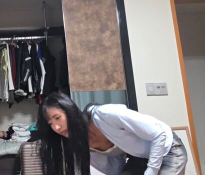 Jinnytty page leaked private photo uncensored HD quality