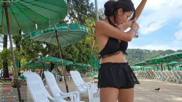 Jinnytty leaked private photo uncensored HD quality