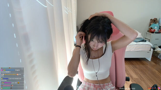 Jinnytty leaked private photo uncensored HD quality