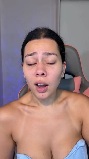 Julia alvarenga page leaked private photo uncensored HD quality
