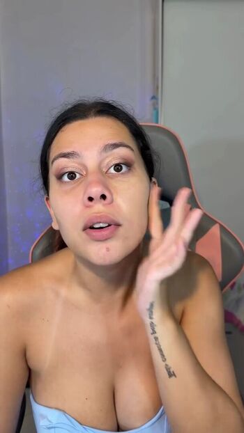 Julia alvarenga page leaked private photo uncensored HD quality