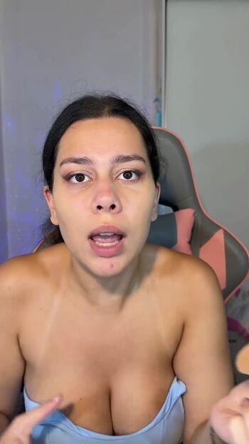 Julia alvarenga page leaked private photo uncensored HD quality