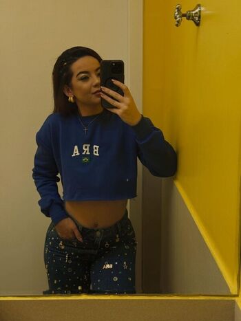 Julia linhares page leaked private photo uncensored HD quality