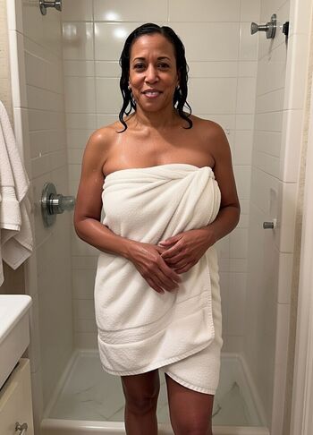Kamala harris page leaked private photo uncensored HD quality