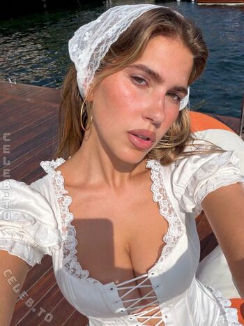 Kara del toro leaked private photo uncensored HD quality