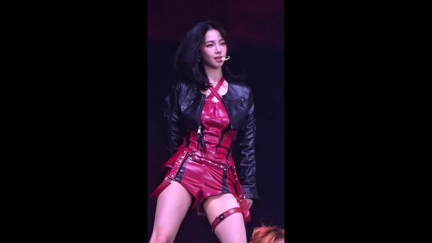 Katarinabluu  page leaked private photo uncensored HD quality