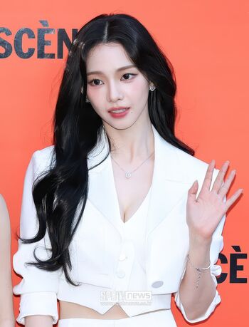 Katarinabluu  page leaked private photo uncensored HD quality