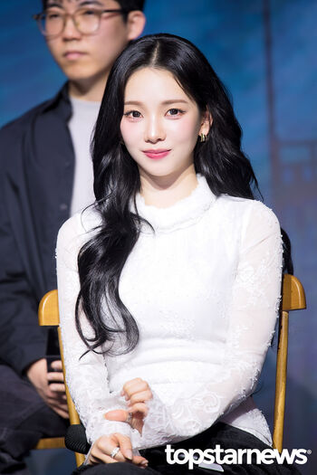 Katarinabluu  page leaked private photo uncensored HD quality