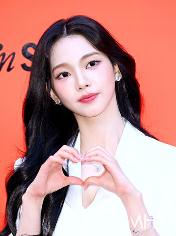 Katarinabluu  page leaked private photo uncensored HD quality