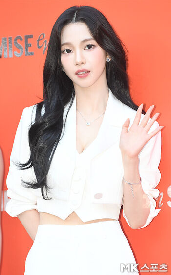 Katarinabluu  page leaked private photo uncensored HD quality