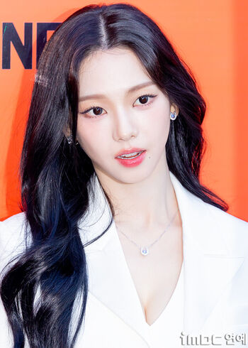 Katarinabluu  page leaked private photo uncensored HD quality