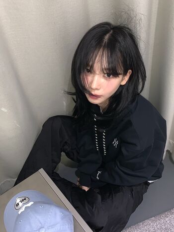 Katarinabluu  page leaked private photo uncensored HD quality