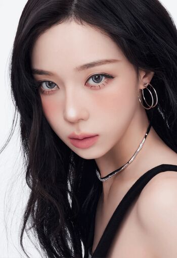 Katarinabluu  page leaked private photo uncensored HD quality