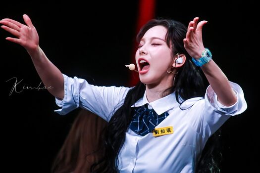 Katarinabluu  page leaked private photo uncensored HD quality