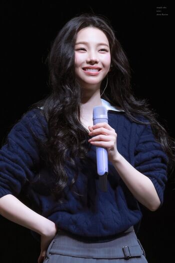 Katarinabluu  page leaked private photo uncensored HD quality