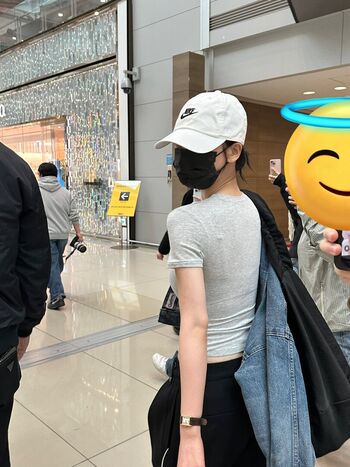 Katarinabluu  page leaked private photo uncensored HD quality