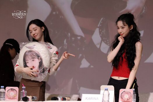 Katarinabluu  page leaked private photo uncensored HD quality