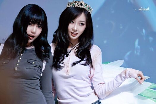 Katarinabluu  page leaked private photo uncensored HD quality