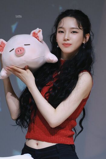 Katarinabluu  page leaked private photo uncensored HD quality