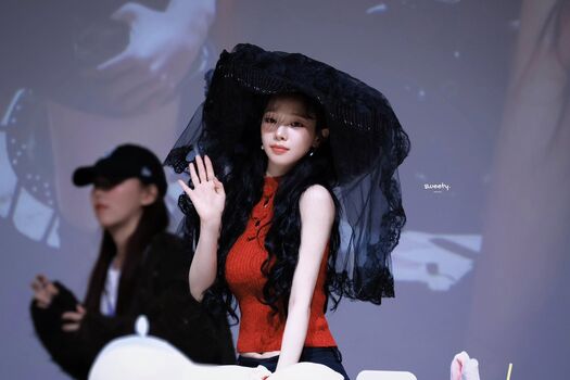 Katarinabluu  page leaked private photo uncensored HD quality